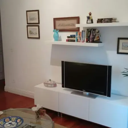 Apartment Rompeolas *